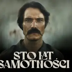 Mężczyzna z wąsami, zamyślony, w mrocznym klimacie. Zapowiedź serialu "Sto lat samotności".