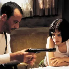 Leon zawodowiec na Filmweb: Kultowy thriller, który musisz znać