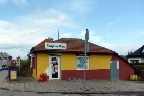 Otwórz sklep osiedlowy: Zyski, koszty i przewagi nad dyskontem