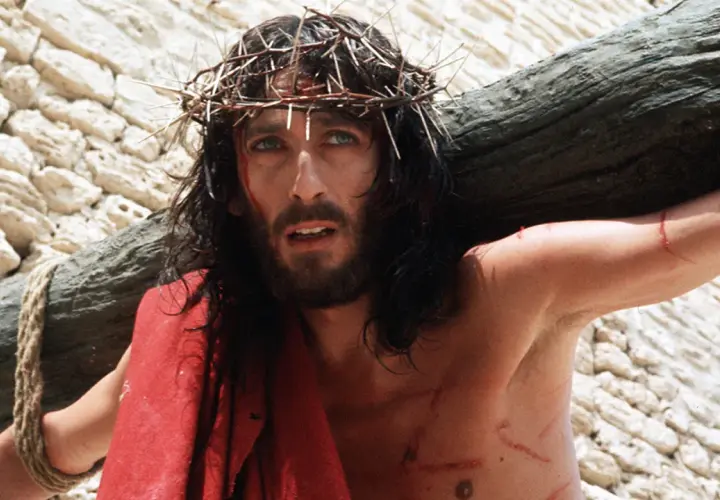 Jezus z Nazaretu: kultowy film, który wciąż porusza. Gdzie obejrzeć?