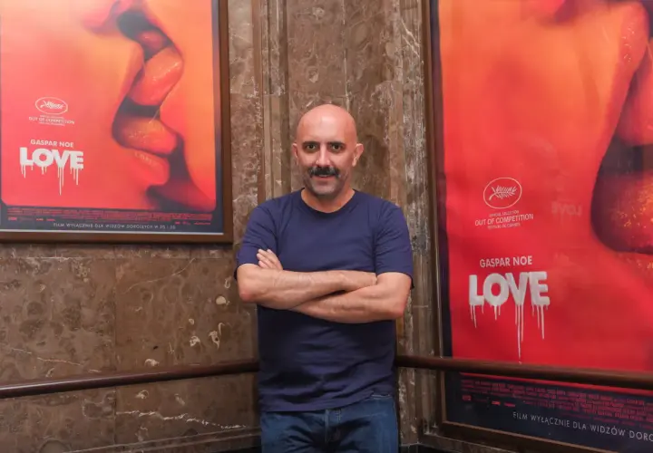 Film wyłącznie dla dorosłych: Przewodnik po 18+ i polecane tytuły