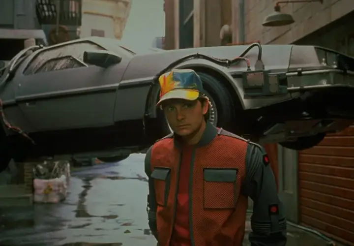 Dlaczego kultowe filmy lat 80. wciąż nas fascynują? PRL i USA