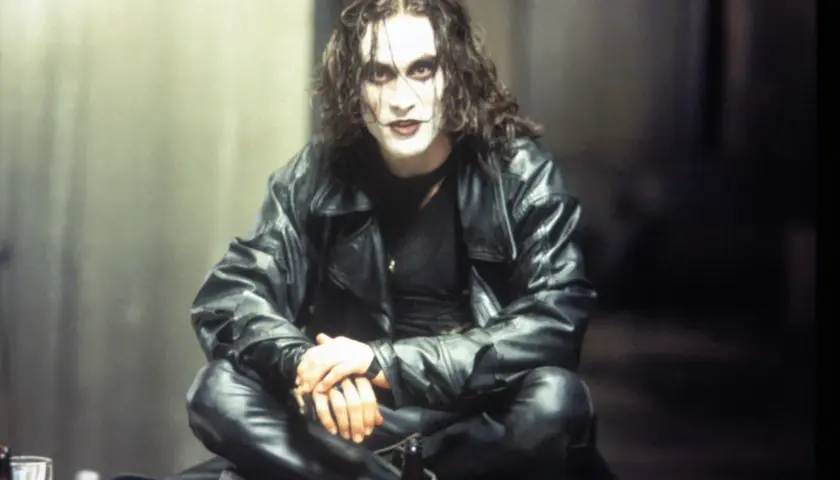Kruk (1994): Brandon Lee, tragiczna legenda i wieczny kult