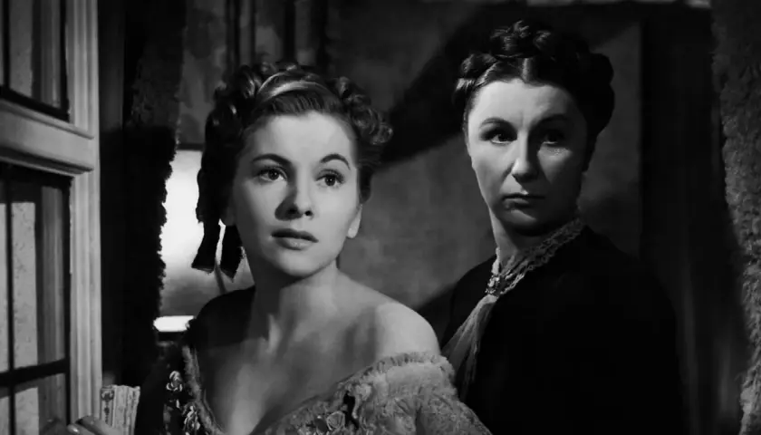 Film Rebeka 1940: Dlaczego klasyk Hitchcocka wciąż fascynuje?