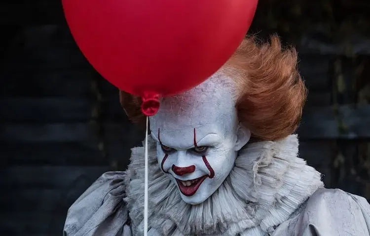 Intrygujący opis filmu To: Przerażająca historia Pennywise'a