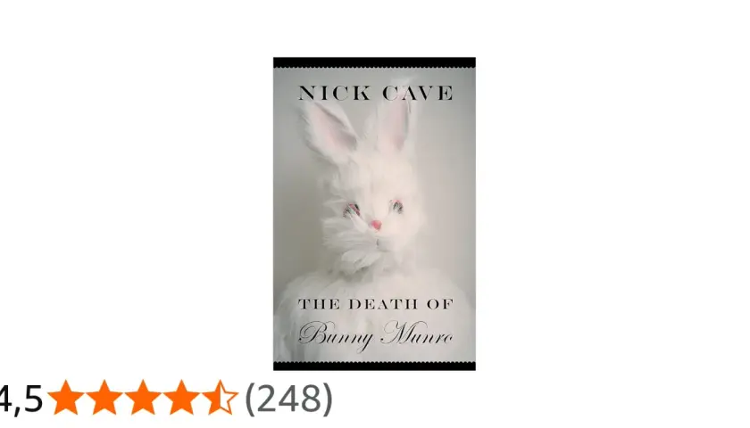 Okładka książki Nicka Cave'a "The Death of Bunny Munro" z przerażającym, futrzanym królikiem.