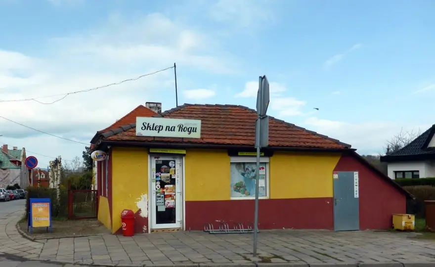 Otwórz sklep osiedlowy: Zyski, koszty i przewagi nad dyskontem