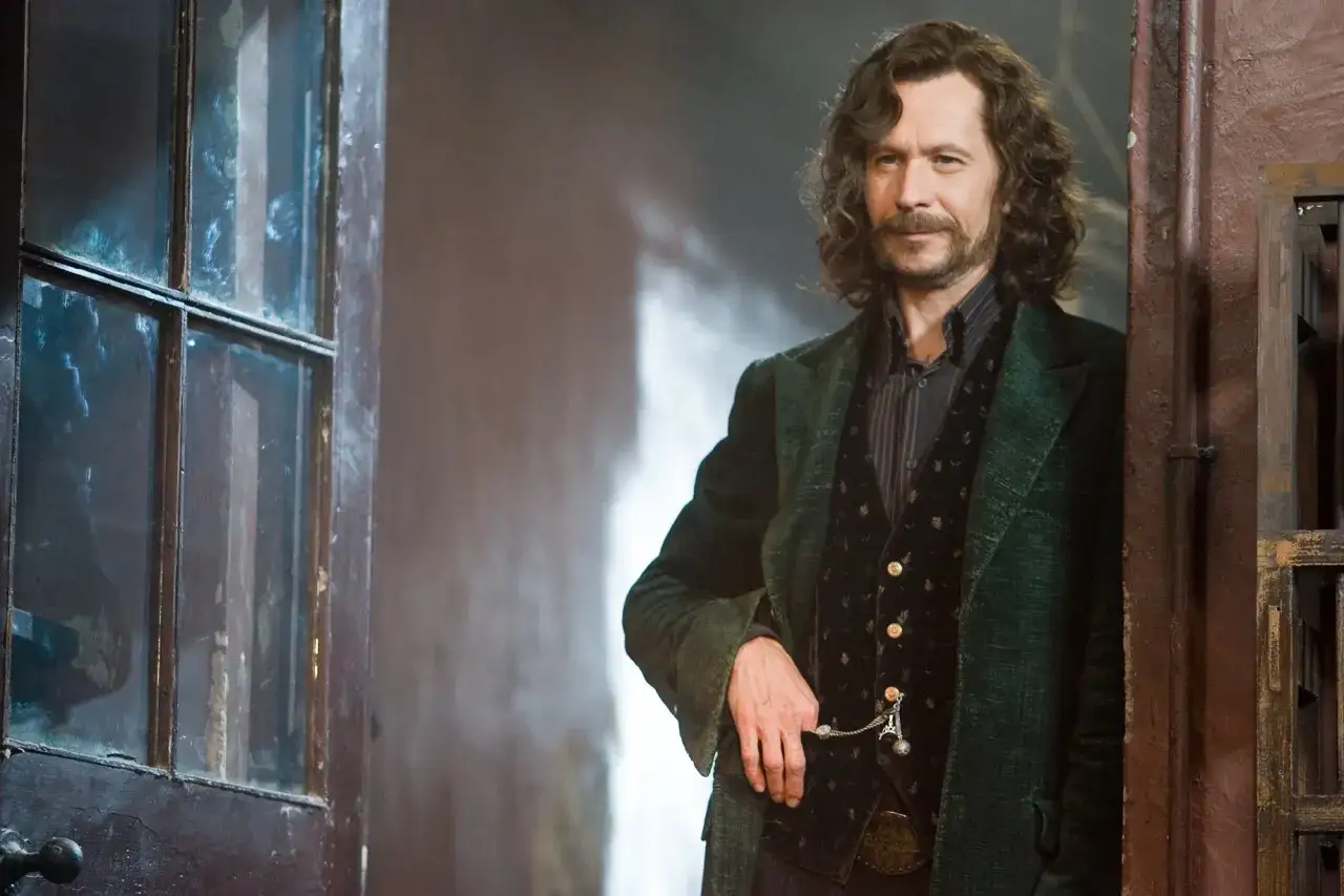Gary Oldman jako Syriusz Black