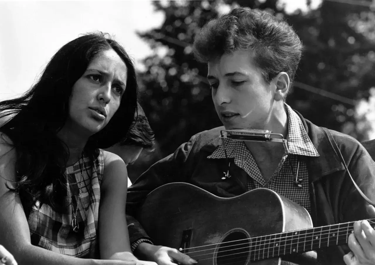 Młody Bob Dylan gitara akustyczna