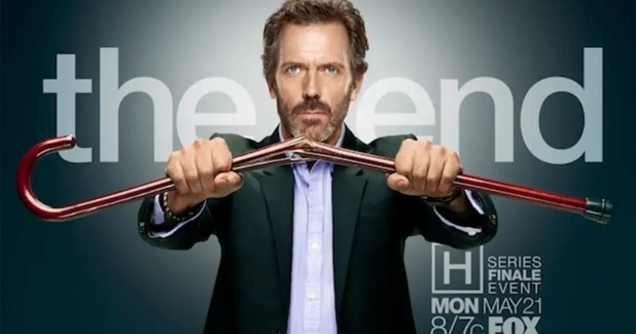 Dr. House łamie laskę, symbolizując koniec serialu. Ile sezonów miał ten kultowy serial?