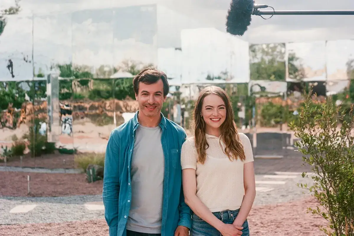 Nathan Fielder i Emma Stone na planie serialu 